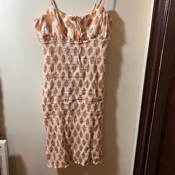 NWT JCrew Smocked linen dress in gathered floral block print - Picture 2 of 6